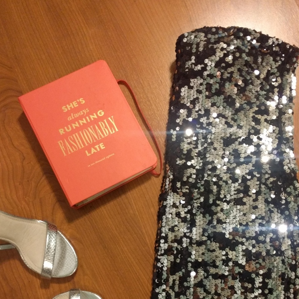 ⬇As U Wish sequin strapless New Year's Party dress
